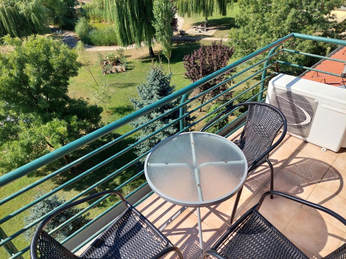 Cserke Napfeny Apartman Cserkeszőlő Eksteriør billede