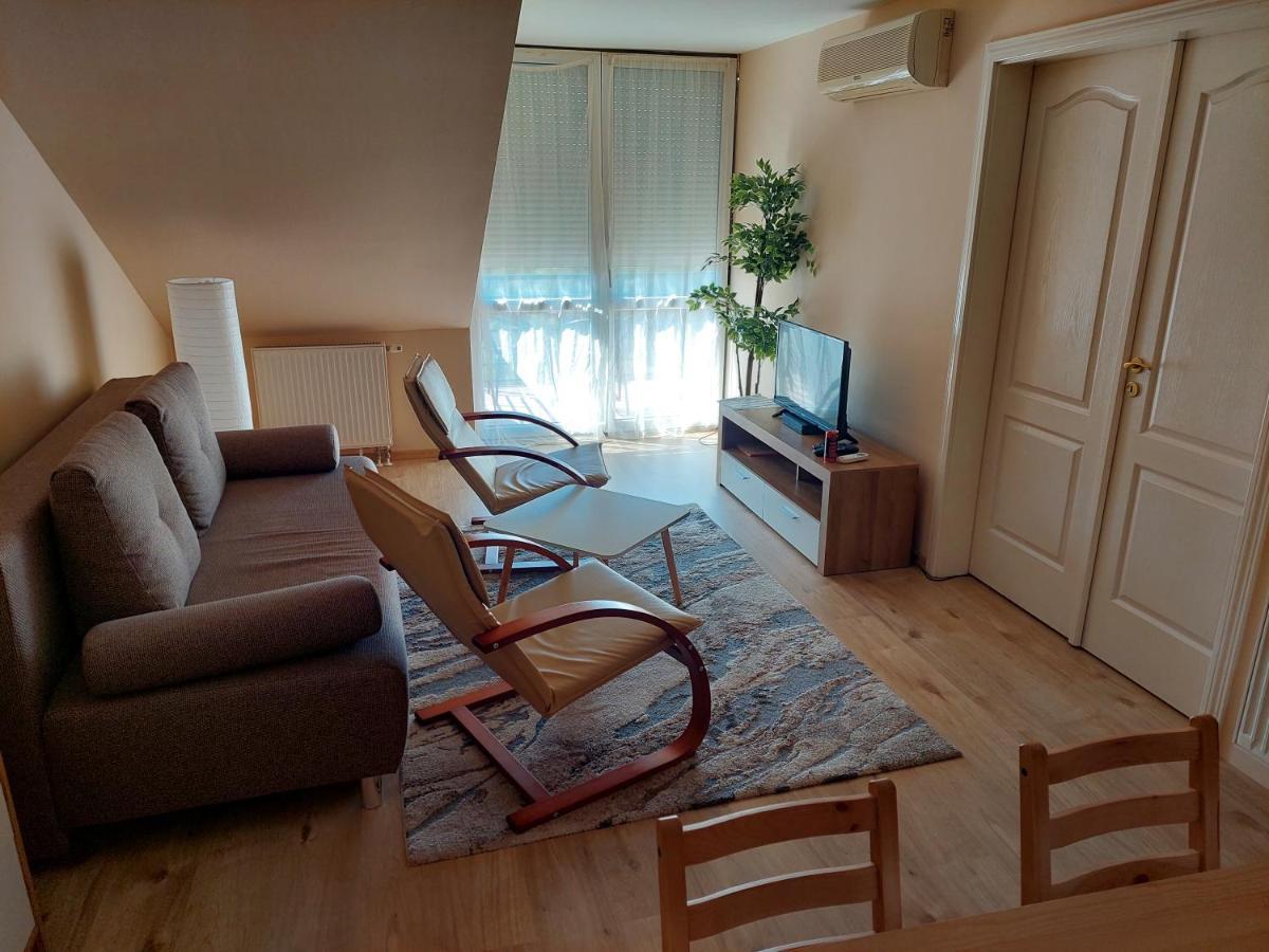 Cserke Napfeny Apartman Cserkeszőlő Eksteriør billede