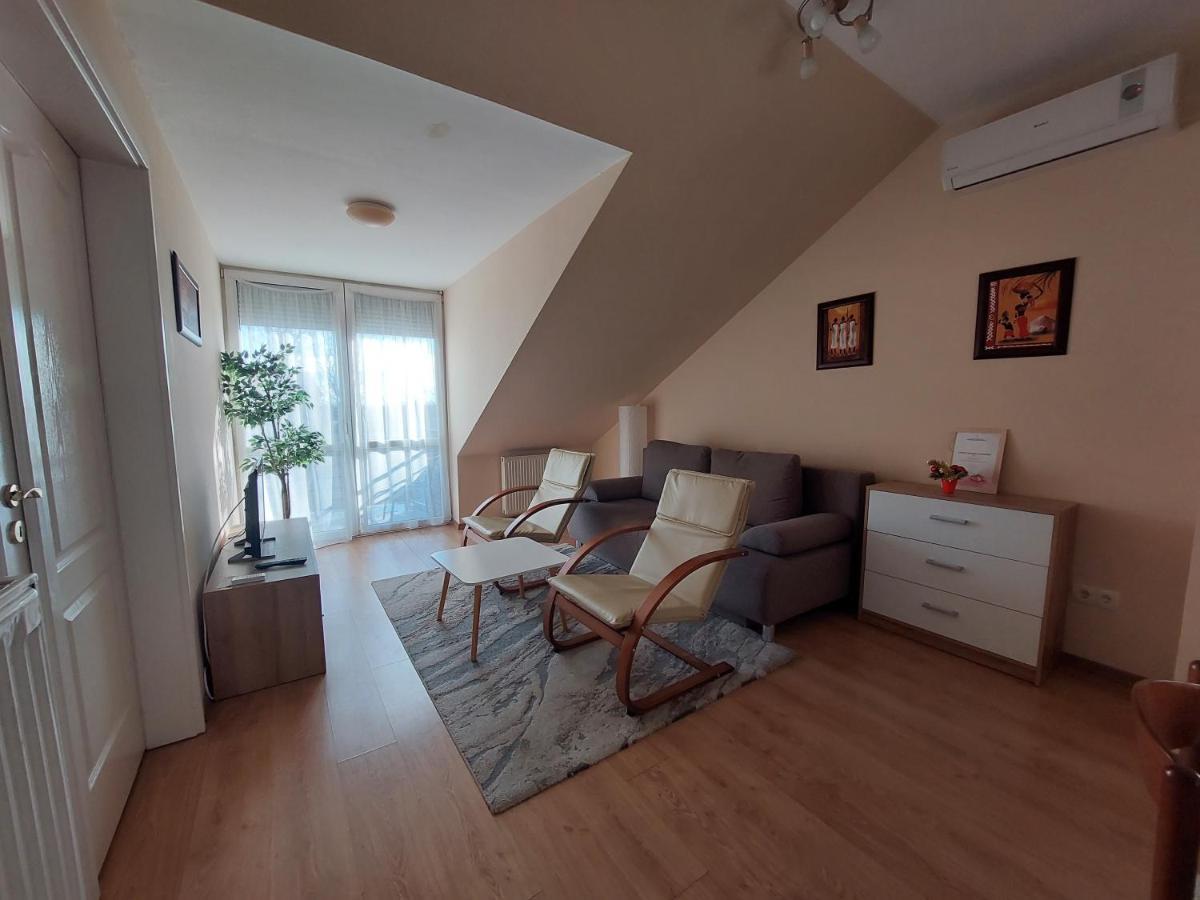 Cserke Napfeny Apartman Cserkeszőlő Eksteriør billede